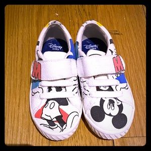 Zara Toddler Vintage Mickey Sneakers NWT size 7